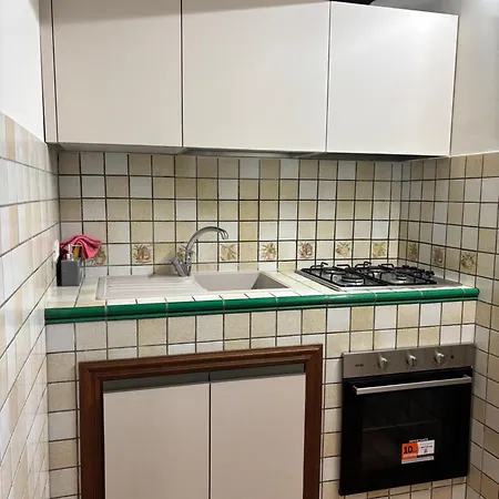 Deattellis House Accogliente Mansarda In Palazzo Storico-2